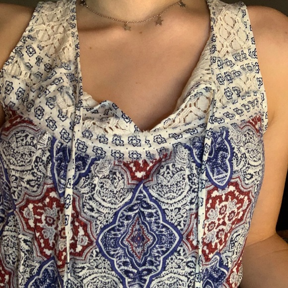 Blue and Red Top - Picture 3 of 4